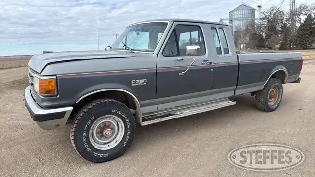 1990 Ford F-250 XLT