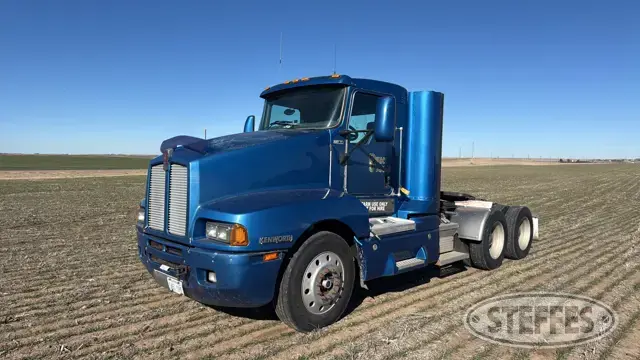 2004 Kenworth T600