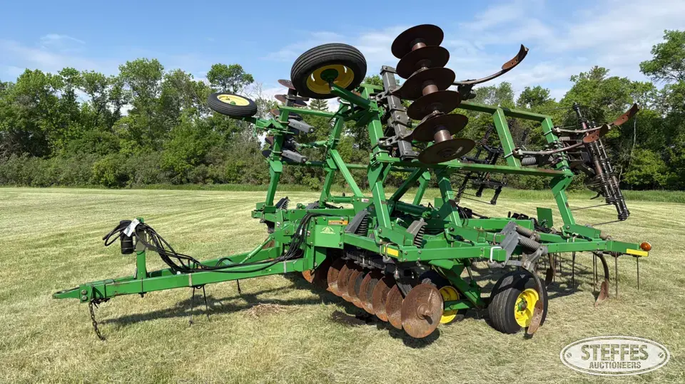 2006 John Deere 714 Coulter Chisel