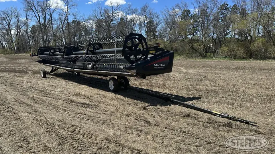 2014 MacDon FD75-S Draper Head
