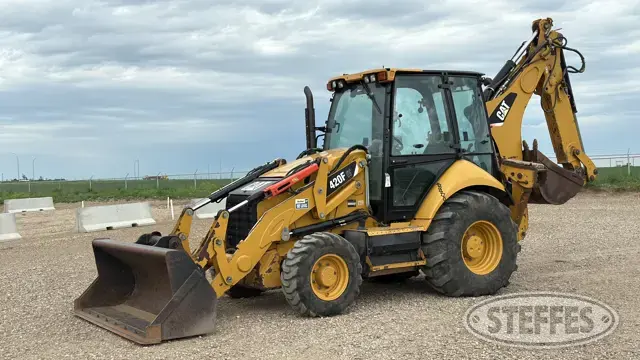 2014 CAT 420F IT
