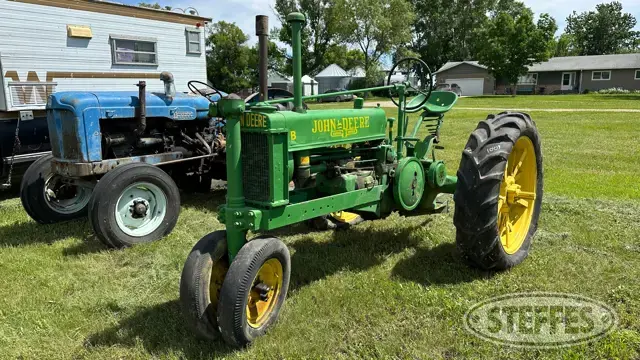 1937 John Deere B
