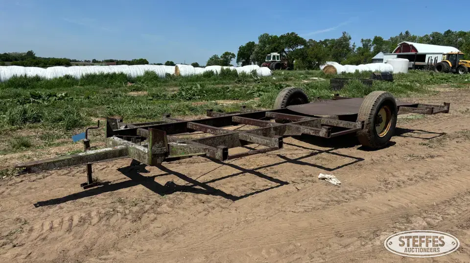 Single axle bale trailer Bale Transportation