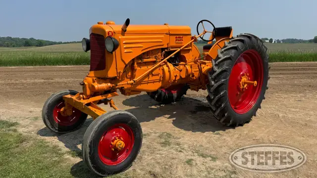 1949 Minneapolis-Moline R