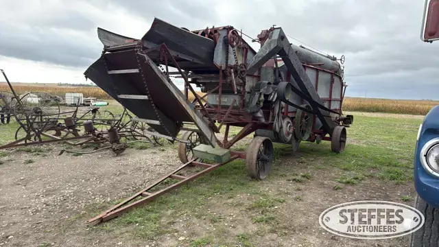 Threshing machine