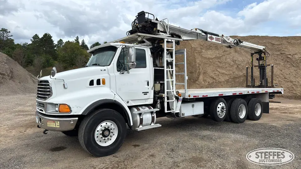 2007 Sterling L9500 Boom Truck