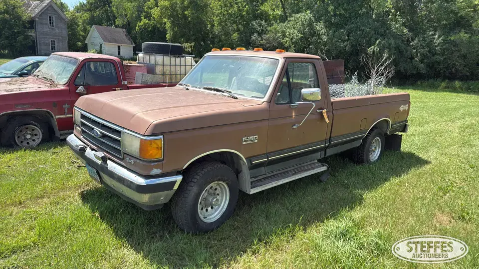 1991 Ford F-150 XLT Lariat Half Ton Pickup