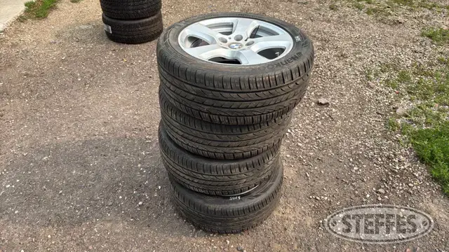 (4) Hankook Ventura S1 225/50ZR17 tires