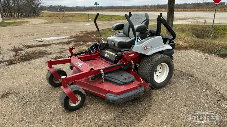 2015 eXmark Lazer Z E-Series Zero Turn Mower