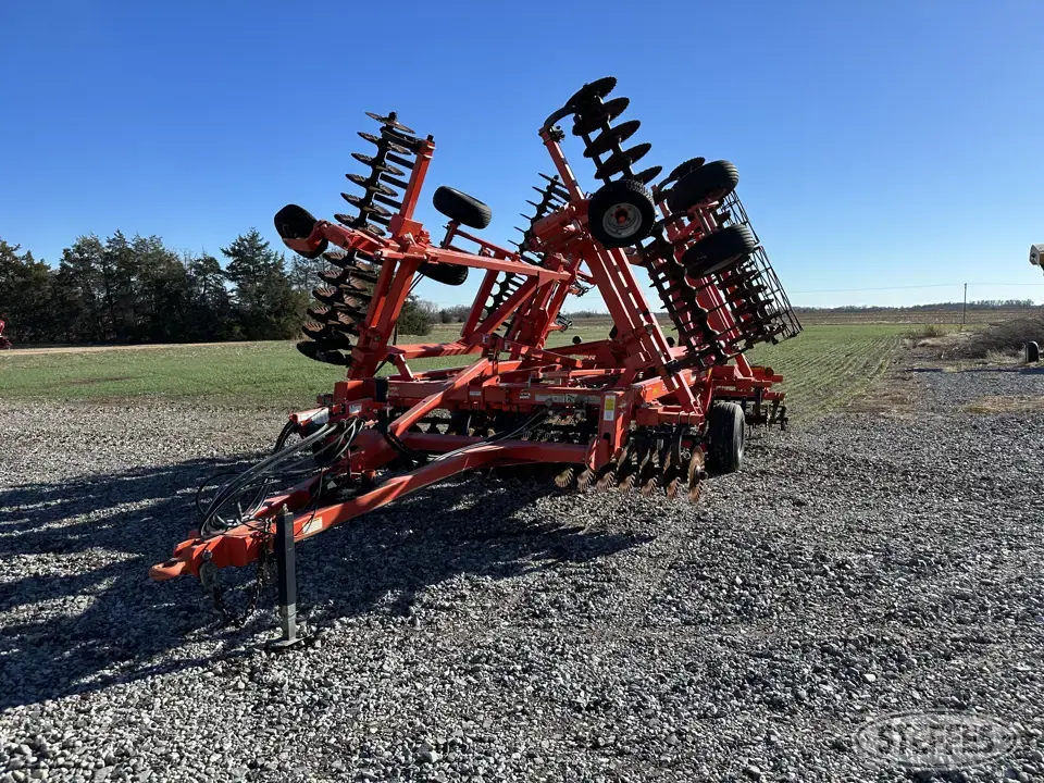 2014 Kuhn Krause Excelerator Vertical Tillage