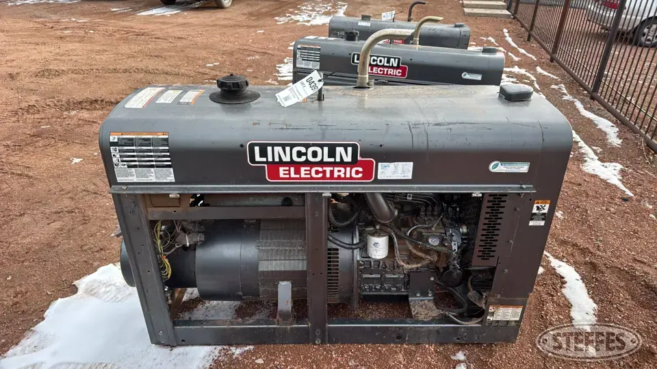 Lincoln Electric Classic 300 HE Welding