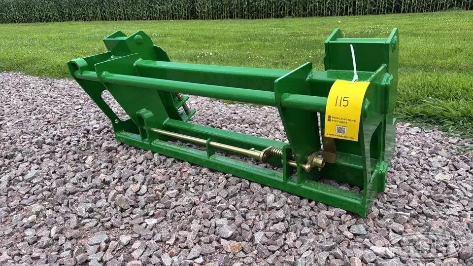 2022 MDS 2852G Tractor Loaders and Attachment