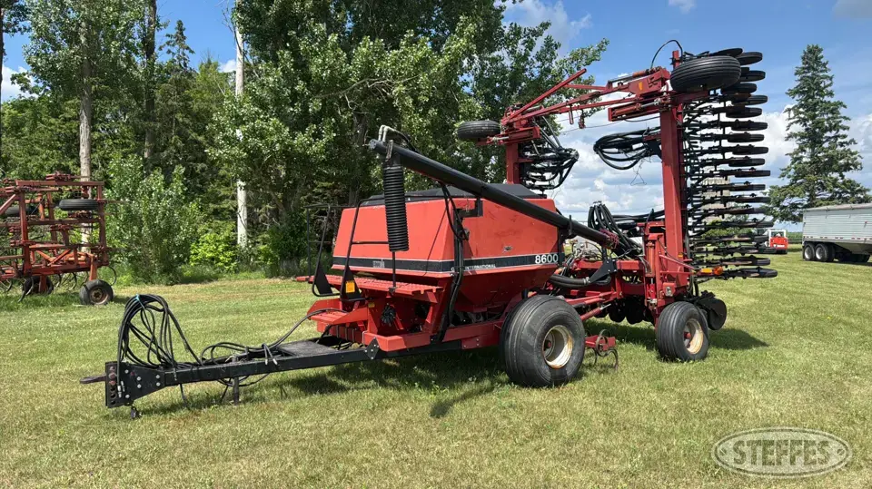 Case IH 8600 Air Drills and Air Seeder