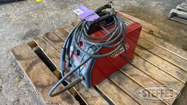 Lincoln Electric Weld-Pak 100