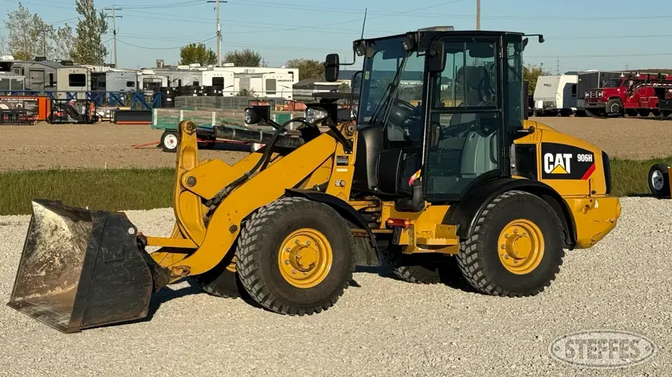 2010 CAT 906H Wheel Loader