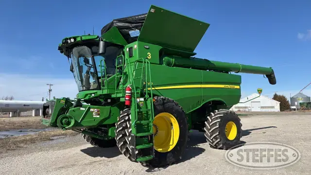 2024 John Deere S790