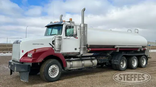 2007 Western Star 4900 5,060 gal.