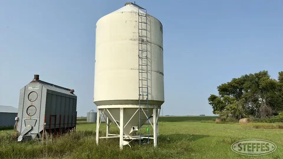 Meridian Stor-King Hopper Bin