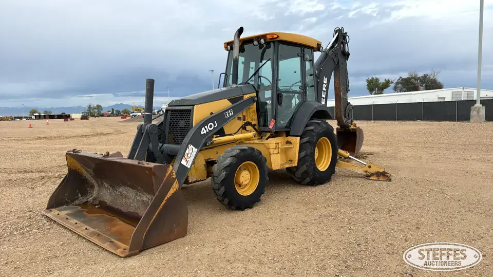 2007 Deere 410J Loader Backhoe