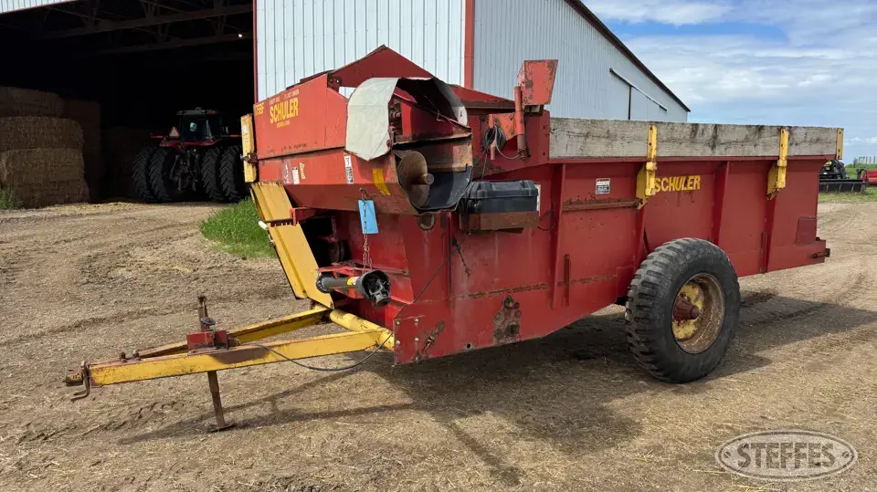 Schuler 175BF Forage Wagon