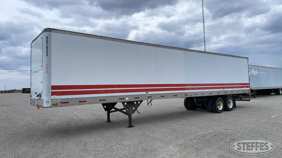 2002 Utility VS2R Van Trailer