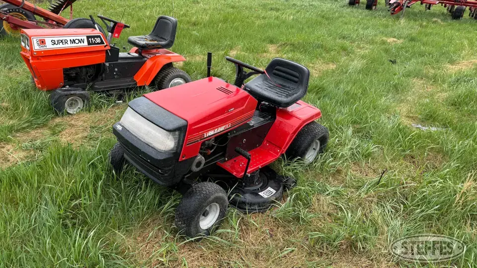 MTD Turf Power Lawn Tractor