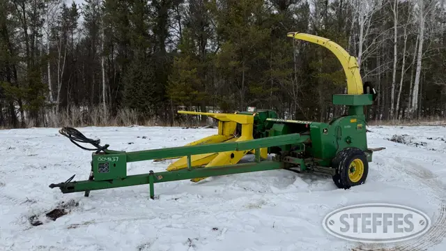 John Deere 3950