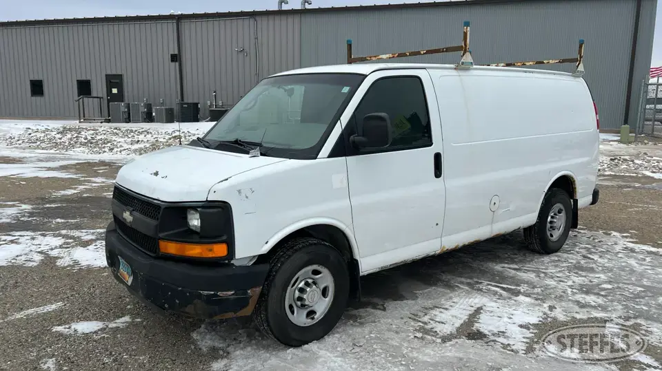 2010 Chevrolet Express 3500 Van