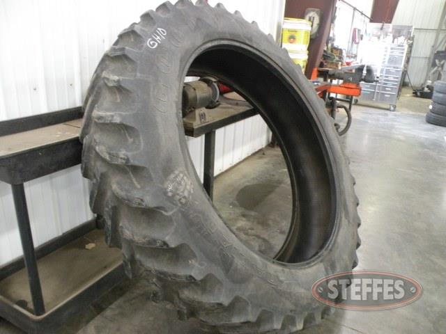 14-9-46-tractor-tire-_1.jpg