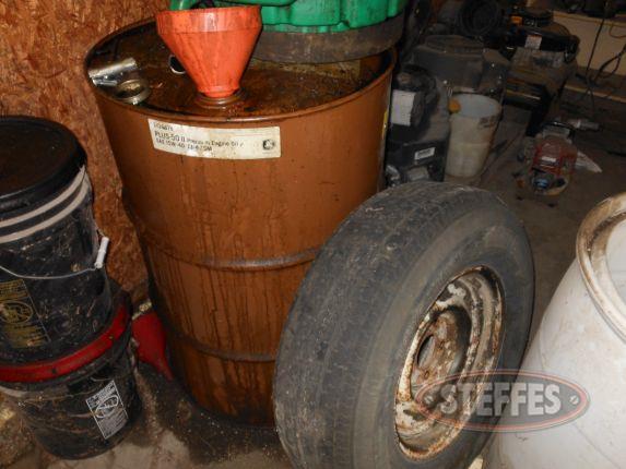 55-gallon-oil-drum--tire----speedy-dry_4.jpg