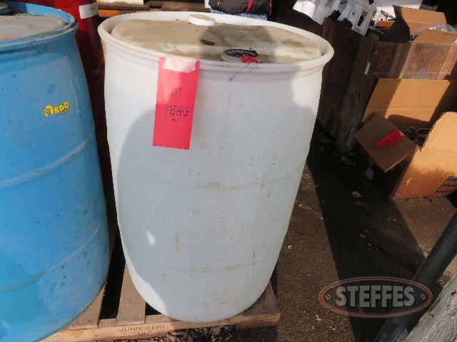 55-gallon-drum-_0.JPG