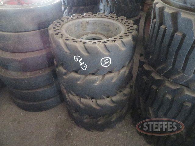 (4)-Skid-steer-tires-w-rims--no-leaks_0.JPG