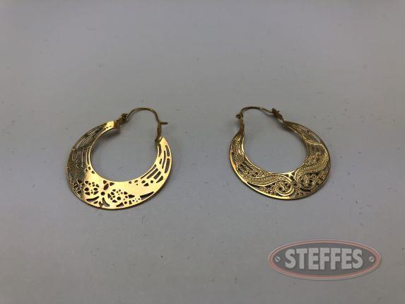 14-Karat-Gold-Earrings_2.jpg