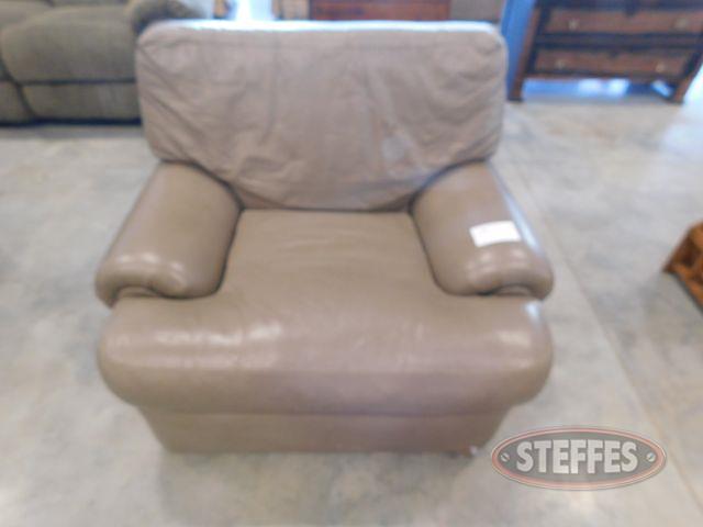Leather-Chair_1.jpg