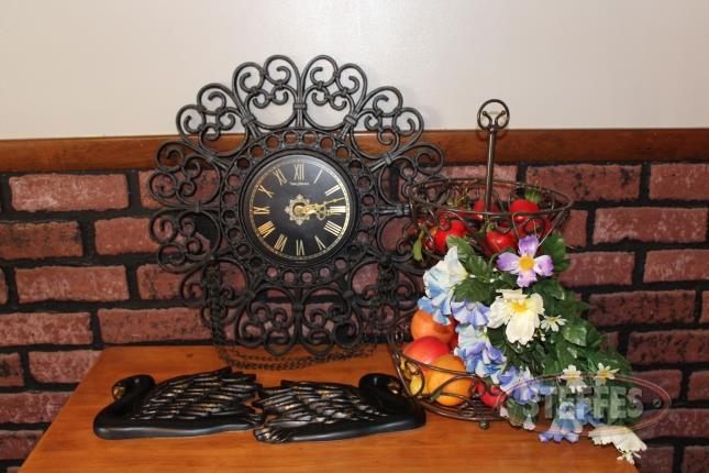 Wall-Clock--Fruit-Basket-and-Decor--and-Swans_2.jpg