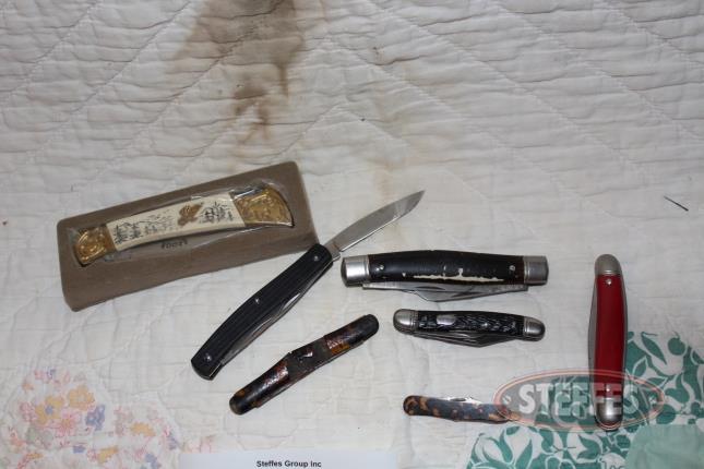Collection-of-Pocket-Knives_2.jpg