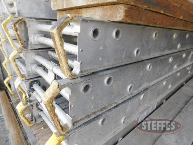 (2)-20-x20--aluminum-scaffold-planks_1.jpg