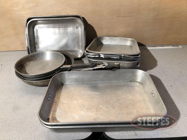 SS-pans-and-skillets-(see-photos-for-details)_1.jpg