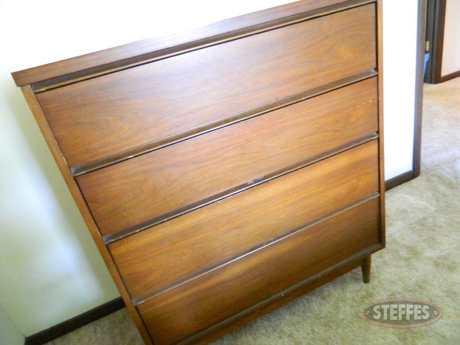 Chest-of-Drawers_101.jpg