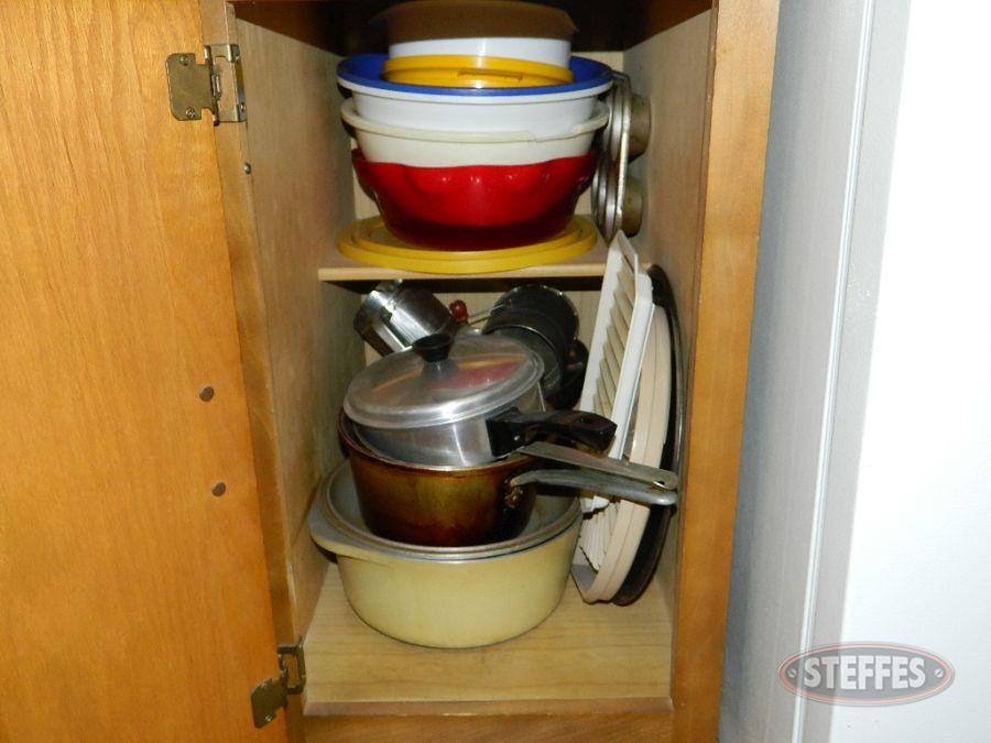 Contents-of-Cabinet---Drawer_2.jpg