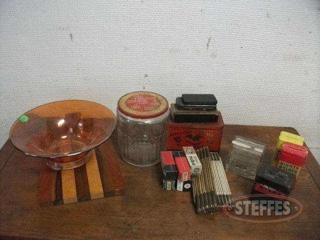 Vintage-Tin-Cans--Sprark-Plugs--Bowl-_1.jpg