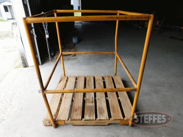 42-x46--safety-cage--bolted-to-wood-pallet_1.jpg
