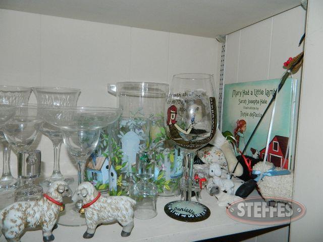 Contents-of-Shelf---Glassware_1.jpg