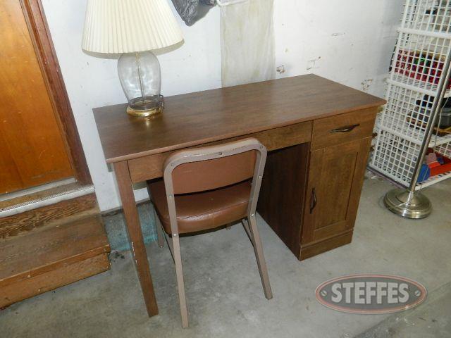 Desk-43-x-19-5-x-30-5-w--Chair---Lamp_1.jpg