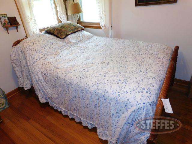 Full-Size-Jenny-Lind-Bed-(Sells-with-free-mattress-and-linens)_1.jpg