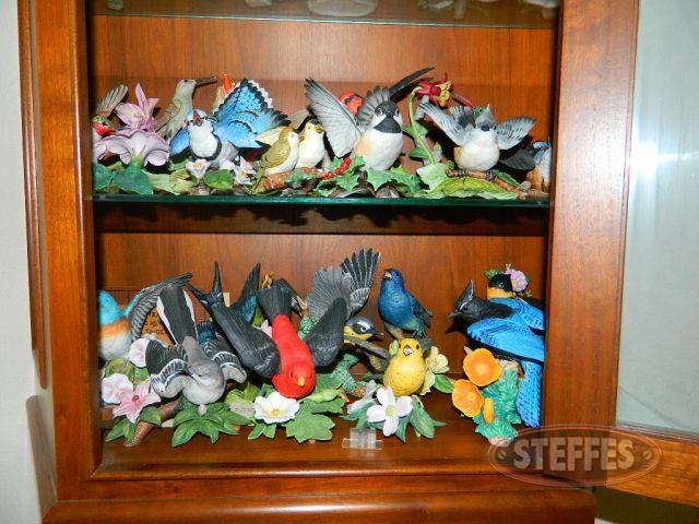 (2)-shelves-of-bird-collectibles-(some-Lenox)-(See-photos-for-details)_1.jpg