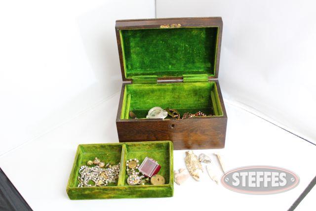 Australian-Court-Jewelry-Box-w--Contents-and-Arrowheads-(See-photos-for-details)_1.jpg