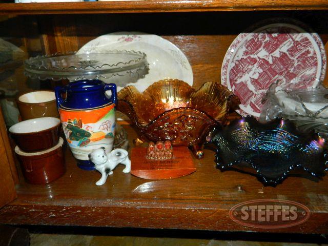 Shelf-of-glass-wear-(see-photos-for-details)_1.jpg