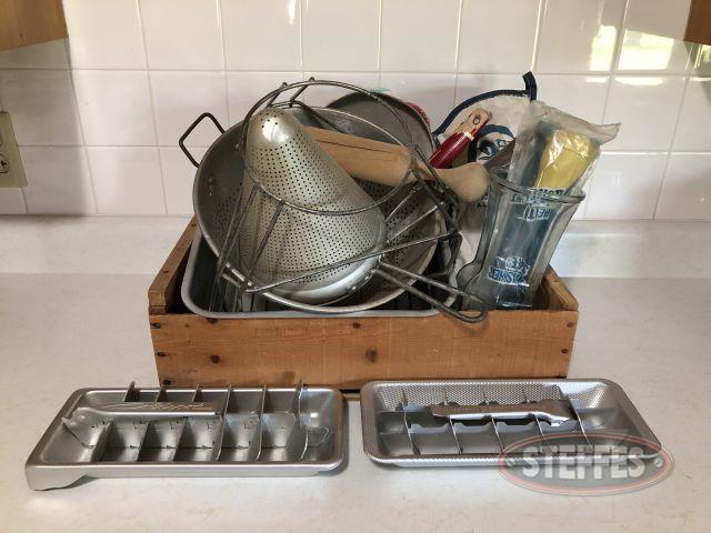 Vintage-kitchen-utensils-and-wood-box-(see-photos-for-details)_1.jpg