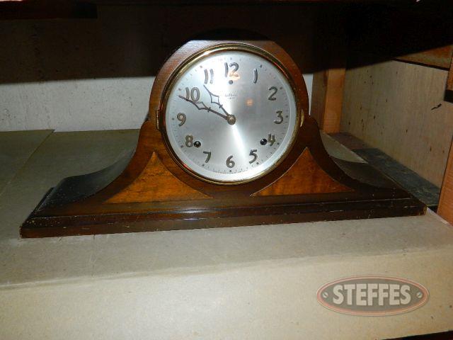 Gibert-mantle-clock-(see-photos-for-details)_1.jpg